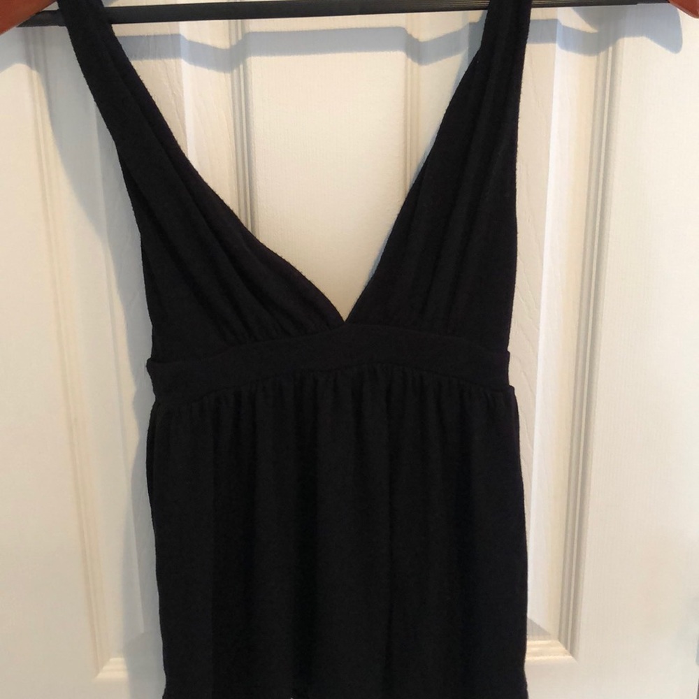 Plunging black tank